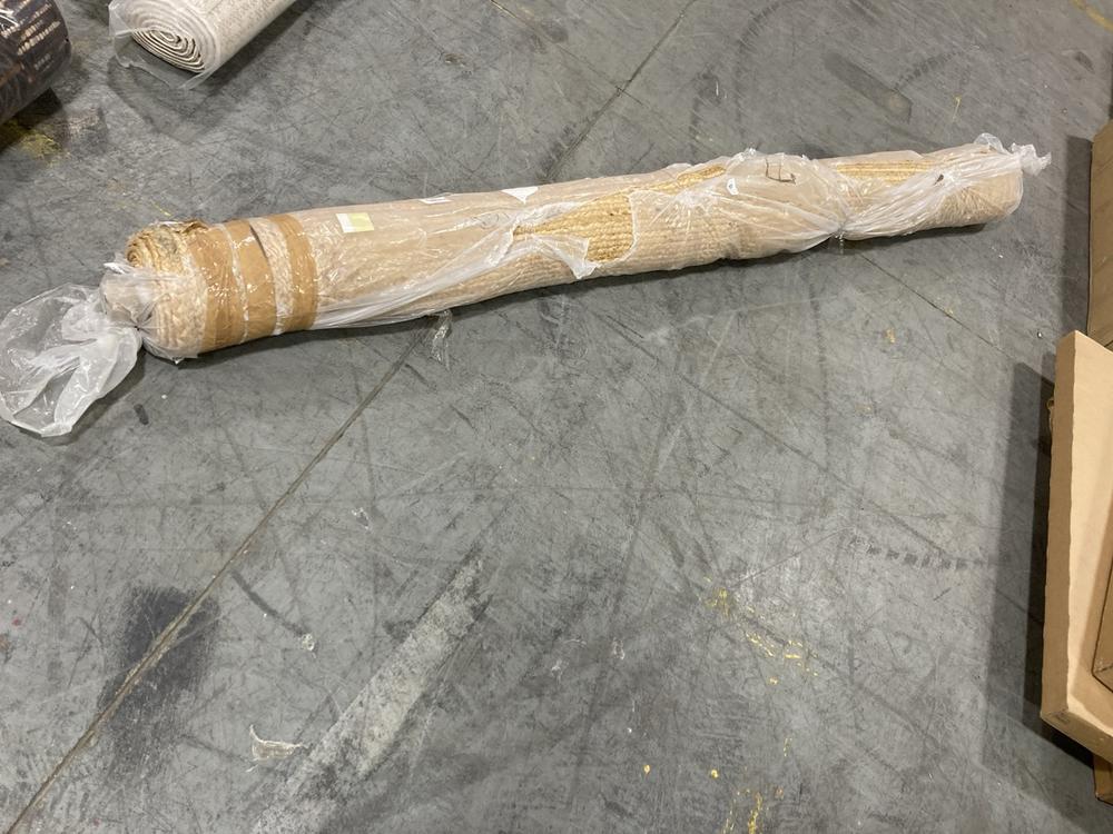 Lot 311  
            Chesterfield SR38 - Collection or Optional Delivery Available 

                
LA REDOUTE AFTAS XL RECTANGULAR JUTE RUG 240 X 330 CM IN BEIGE - ORIGINAL RRP £29...