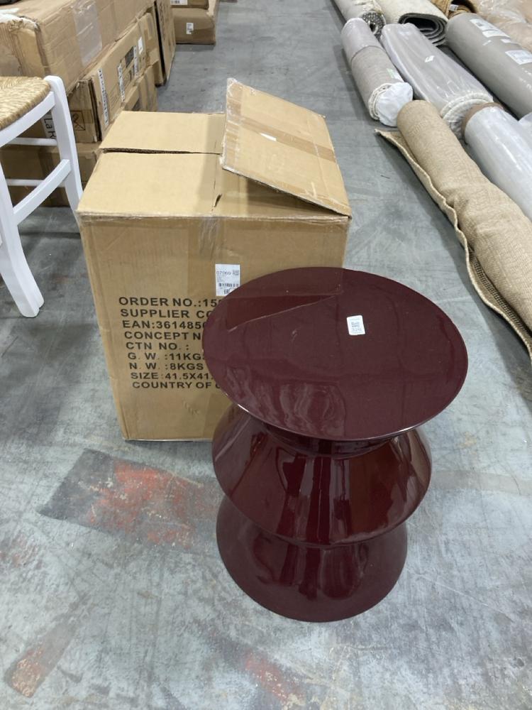 Lot 326  
            Chesterfield SR38 - Collection 

                
LA REDOUTE AM.PM STACKED SIDE TABLE IN BURGUNDY (COLLECTION ONLY) (LOCATION: SR38...