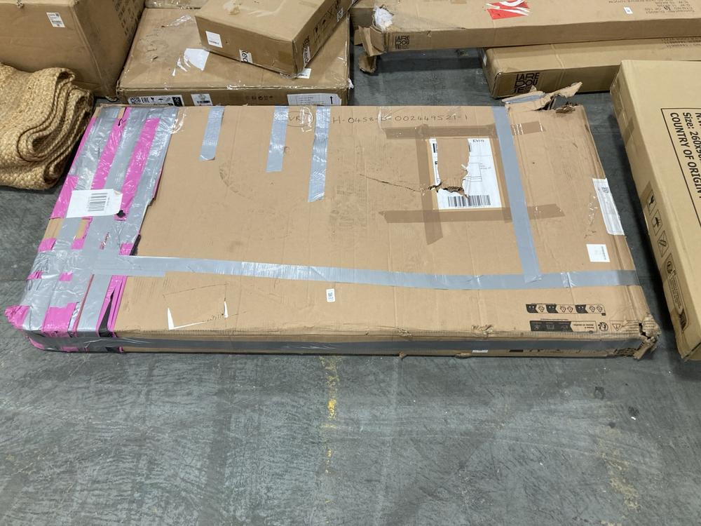 Lot 344  
            Chesterfield SR38 - Collection or Optional Delivery Available 

                
LA REDOUTE DALMAR 6 SEATER DINING TABLE IN SOLID OAK - ORIGINAL RRP £600 (LOCATIO...