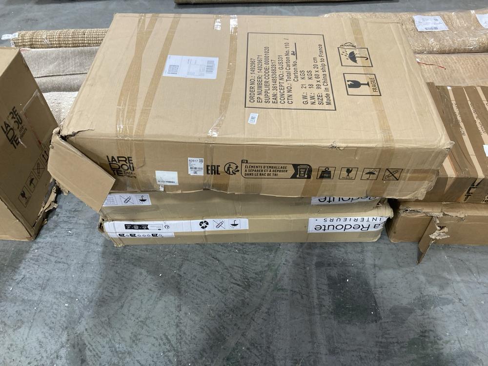 Lot 354  
            Chesterfield SR38 - Collection or Optional Delivery Available 

                
4 X ASSORTED ITEMS TO INCLUDE LA REDOUTE MIJI 1 DRAWER SCANDI OAK DESK - ORIGINAL...