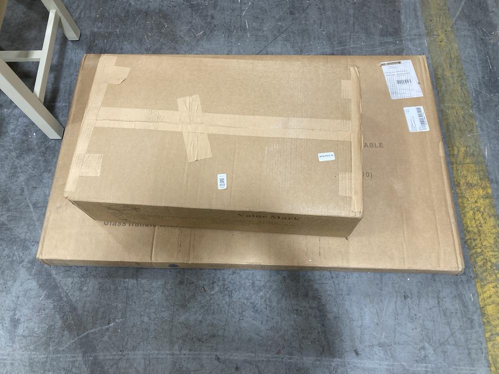 Lot 469  
            Chesterfield SR38 - Collection 

                
DFS RECTANGULAR GLASS COFFEE TABLE IN GREY (COLLECTION ONLY) (LOCATION: SR38 B6)