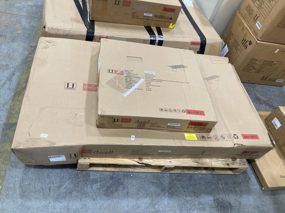 Lot 479  
            Chesterfield SR38 - Collection 

                
DFS CERAMIC EXTENDING 6-8 SEATER DINING TABLE IN SLATE GREY CERAMIC (COLLECTION O...