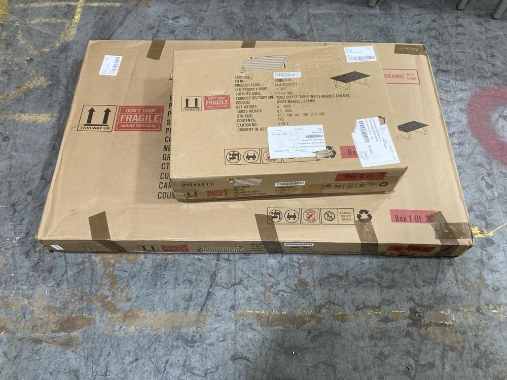 Lot 492  
            Chesterfield SR38 - Collection 

                
DFS COFFEE TABLE IN WHITE MARBLE CERAMIC (COLLECTION ONLY) (LOCATION: SR38 B5) (B...