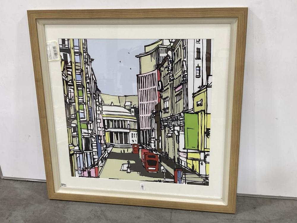 Lot 52  
            Chesterfield SR38 - Collection 

                
DFS OXFORD ROAD LGE FRAMED WALL ART 102 x 102 CM IN NATURAL FRAME (LOCATION: SR38...