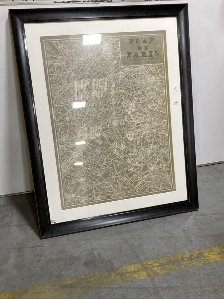 Lot 59  
            Chesterfield SR38 - Collection 

                
DFS BLUEPRINT MAP PARIS TAUPE FRAMED WALL ART 102 X 128 CM IN BLACK FRAME (COLLEC...