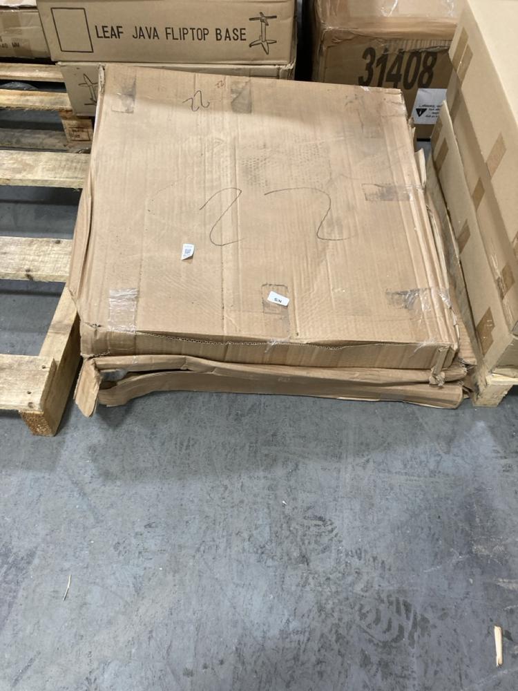 Lot 625  
            Chesterfield SR38 - Collection or Optional Delivery Available 

                
3 X ROUND 700MM METAL OUTDOOR OXO TABLE IN BLACK