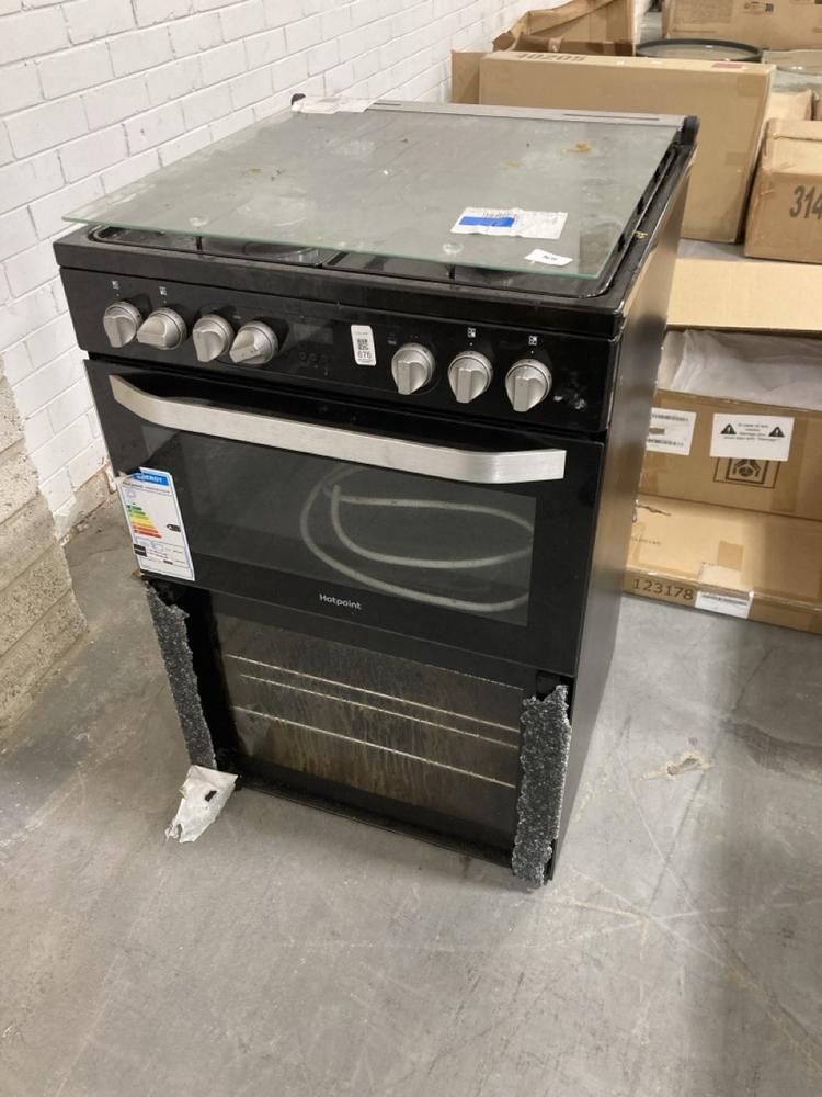 Lot 676  
            Chesterfield SR38 - Collection or Optional Delivery Available 

                
HOTPOINT DOUBLE OVEN - MODEL NO HDT67V8D2CB/UK- ORIGINAL RRP £379 (COLLECTION ONLY)