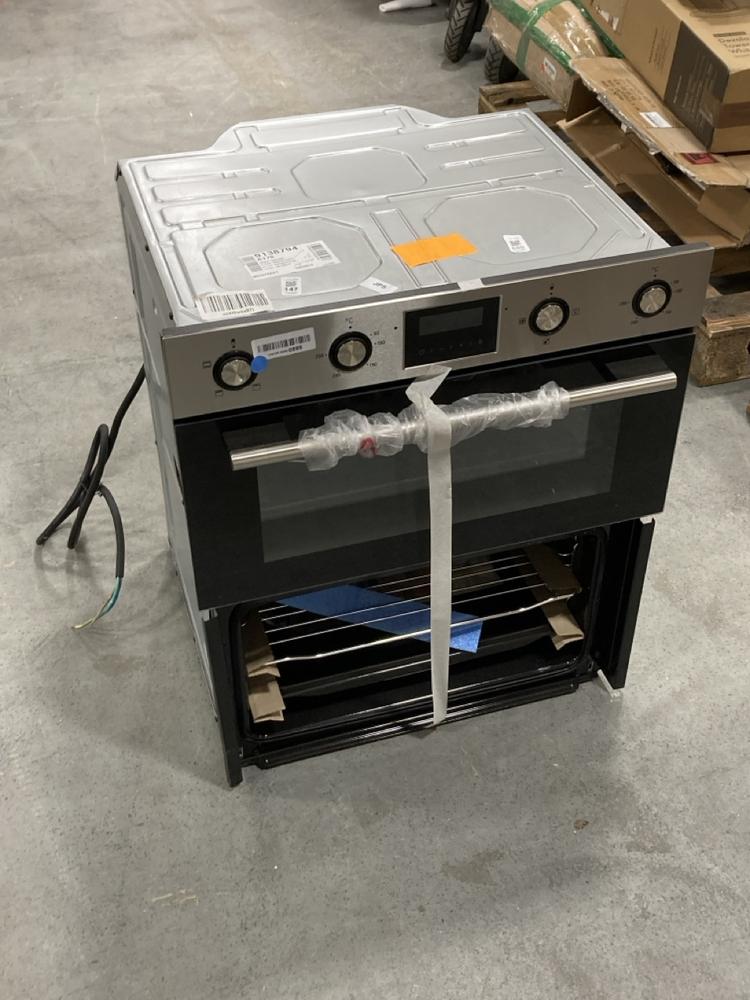 Lot 688  
            Chesterfield SR38 - Collection 

                
HISENSE BUILT-IN ELECTRIC DOUBLE OVEN - ITEM NO. BID79222CXUK - ORIGINAL RRP £369...