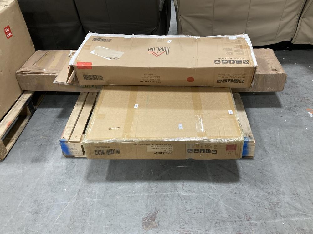 Lot 694  
            Chesterfield SR38 - Collection or Optional Delivery Available 

                
3 X ASSORTED ITEMS TO INCLUDE HOMCOM MODERN FOUR DRAWER SHOE CABINET IN GREEN (LO...