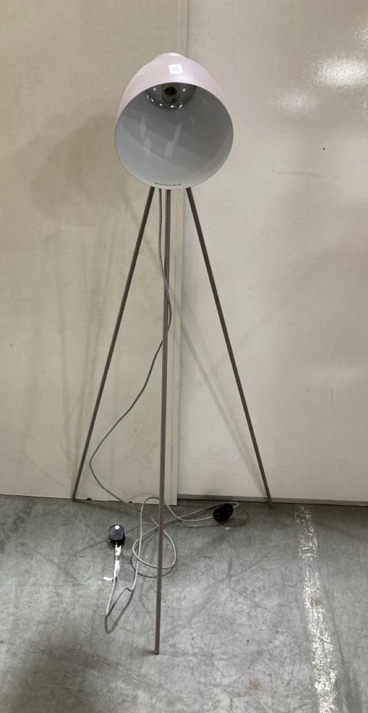 Lot 70  
            Chesterfield SR38 - Collection 

                
DFS SPOTLIGHT STYLE FLOOR LAMP IN MUTED LILAC (COLLECTION ONLY) (LOCATION: PREMIUM )