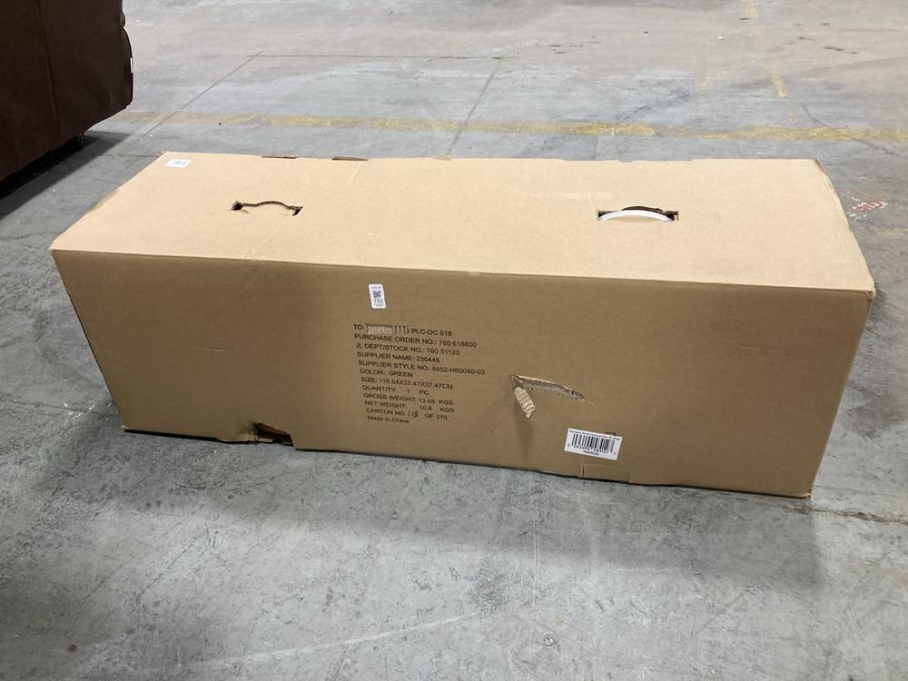 Lot 732  
            Chesterfield SR38 - Collection or Optional Delivery Available 

                
JOHN LEWIS BROMPTON PRE-LIT 7FT CHRISTMAS TREE IN GREEN (LOCATION: SR38 A5)