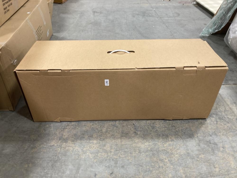 Lot 758  
            Chesterfield SR38 - Collection or Optional Delivery Available 

                
JOHN LEWIS COTSWOLD POTTED PRE-LIT 4FT CHRISTMAS TREE IN GREEN (LOCATION: SR38 A6)