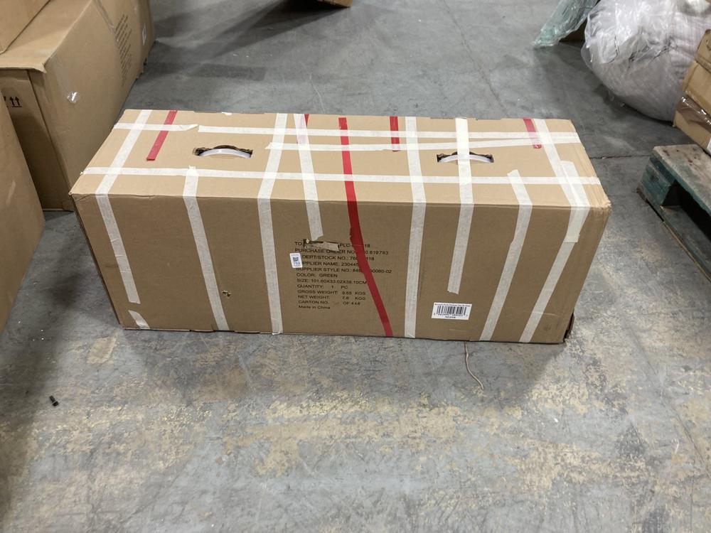 Lot 759  
            Chesterfield SR38 - Collection or Optional Delivery Available 

                
JOHN LEWIS BROMPTON PRE-LIT 6FT CHRISTMAS TREE IN GREEN (LOCATION: SR38 A6)