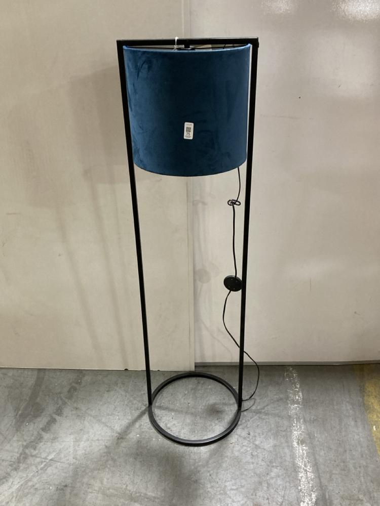 Lot 75  
            Chesterfield SR38 - Collection 

                
DFS ROUND BASE FLOOR LAMP IN BLACK WITH BLUE VELVET FEEL LAMP SHADE (COLLECTION O...