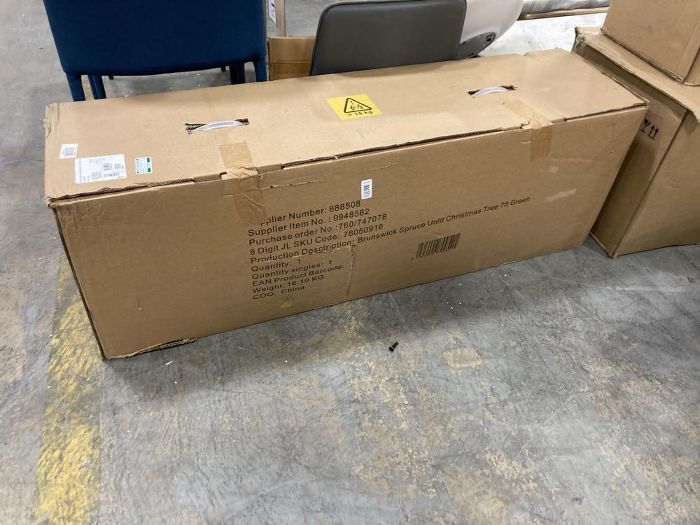 Lot 760  
            Chesterfield SR38 - Collection or Optional Delivery Available 

                
JOHN LEWIS BRUNSWICK SPRUCE UNLIT 7 FT CHRISTMAS TREE IN GREEN (LOCATION: SR38 A6)