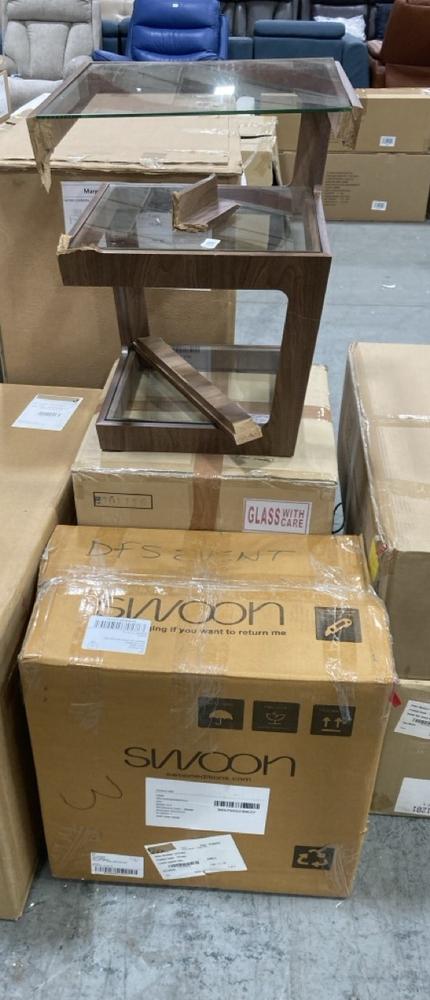 Lot 764  
            Chesterfield SR38 - Collection 

                
3 X ASSORTED ITEMS TO INCLUDE DFS SIDE TABLE IN WHITE MATT (COLLECTION ONLY) (LOC...