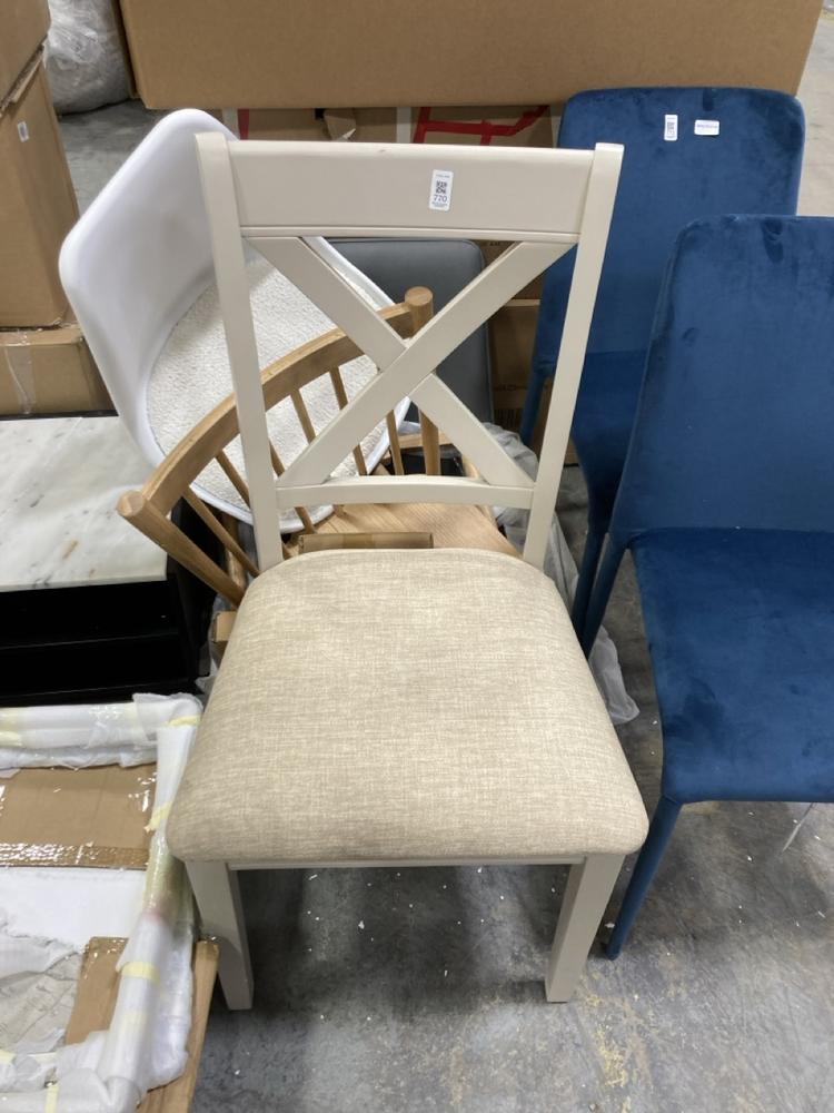 Lot 770  
            Chesterfield SR38 - Collection or Optional Delivery Available 

                
QTY OF ASSORTED DFS ITEMS TO INCLUDE UPHOLSTERED DINING CHAIR IN OFF WHITE / BEIG...