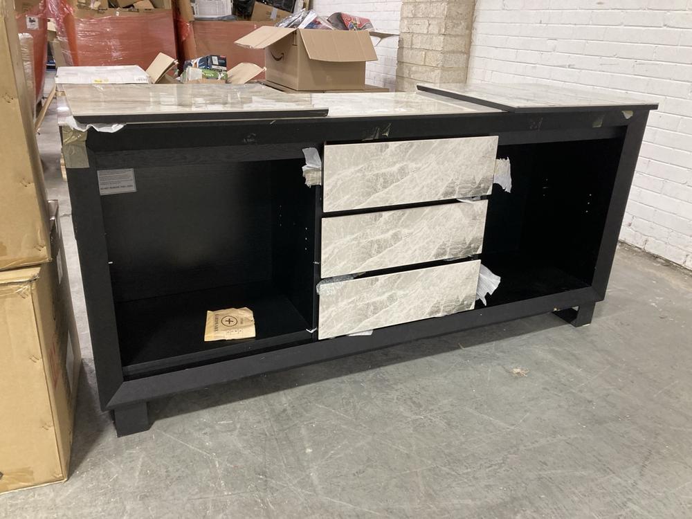 Lot 812  
            Chesterfield SR38 - Collection 

                
DFS TV UNIT IN BLACK WITH WHITE MARBLE EFFECT TOP (COLLECTION ONLY) (LOCATION: SR...