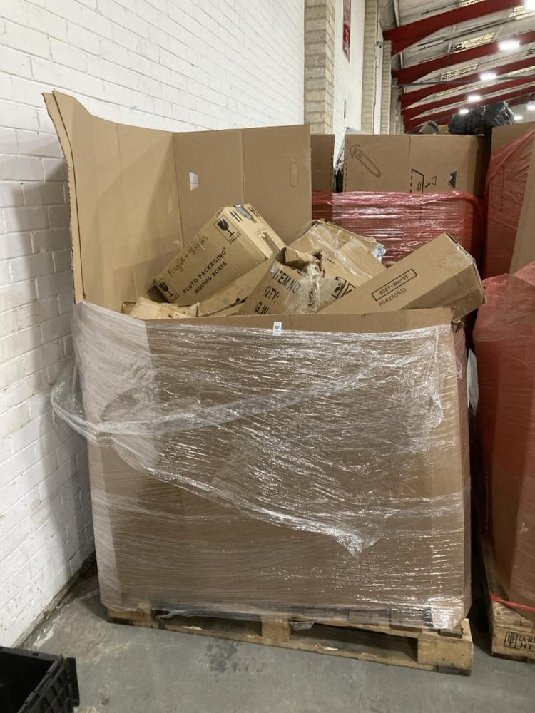 Lot 829  
            Chesterfield SR38 - Collection 

                
PALLET OF ASSORTED ITEMS TO INCLUDE FUJIAN PUTIAN YUDA HOME METAL BED FRAME (COLL...