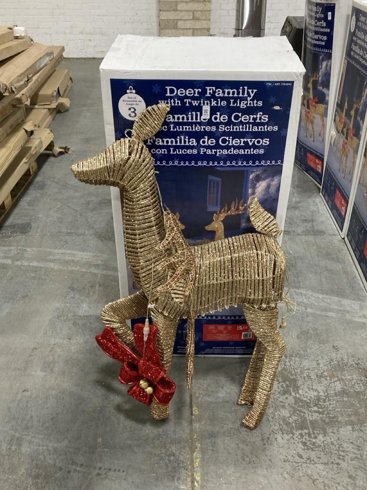 Lot 869  
            Chesterfield SR38 - Collection or Optional Delivery Available 

                
SET OF 3 DEER FAMILY WITH TWINKLE LIGHTS GARDEN ORNAMENTS - ORIGINAL RRP £250 (LO...