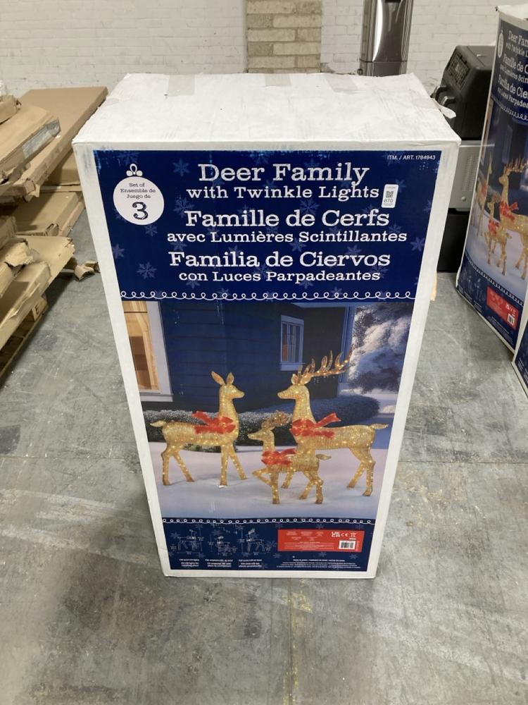 Lot 870  
            Chesterfield SR38 - Collection or Optional Delivery Available 

                
SET OF 3 DEER FAMILY WITH TWINKLE LIGHTS GARDEN ORNAMENTS - ORIGINAL RRP £250 (LO...