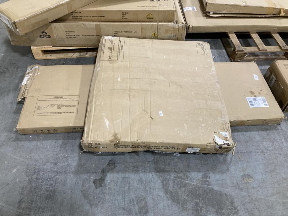 Lot 921  
            Chesterfield SR38 - Collection or Optional Delivery Available 

                
BAILEY MID SLEEPER BED IN WHITE (BOX 1/2 2/2 ) ORIGINAL RRP (WI5C1) (LOCATION: SR...