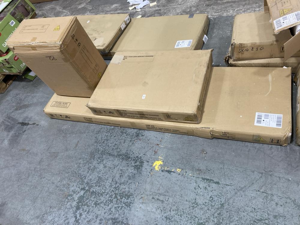 Lot 936  
            Chesterfield SR38 - Collection or Optional Delivery Available 

                
CAMBERLEY 2 DOOR 3 DRAWER MIRRORED WARDROBE IN DARK OAK ( BOX 1/2 2/2) TO INCLUDE...