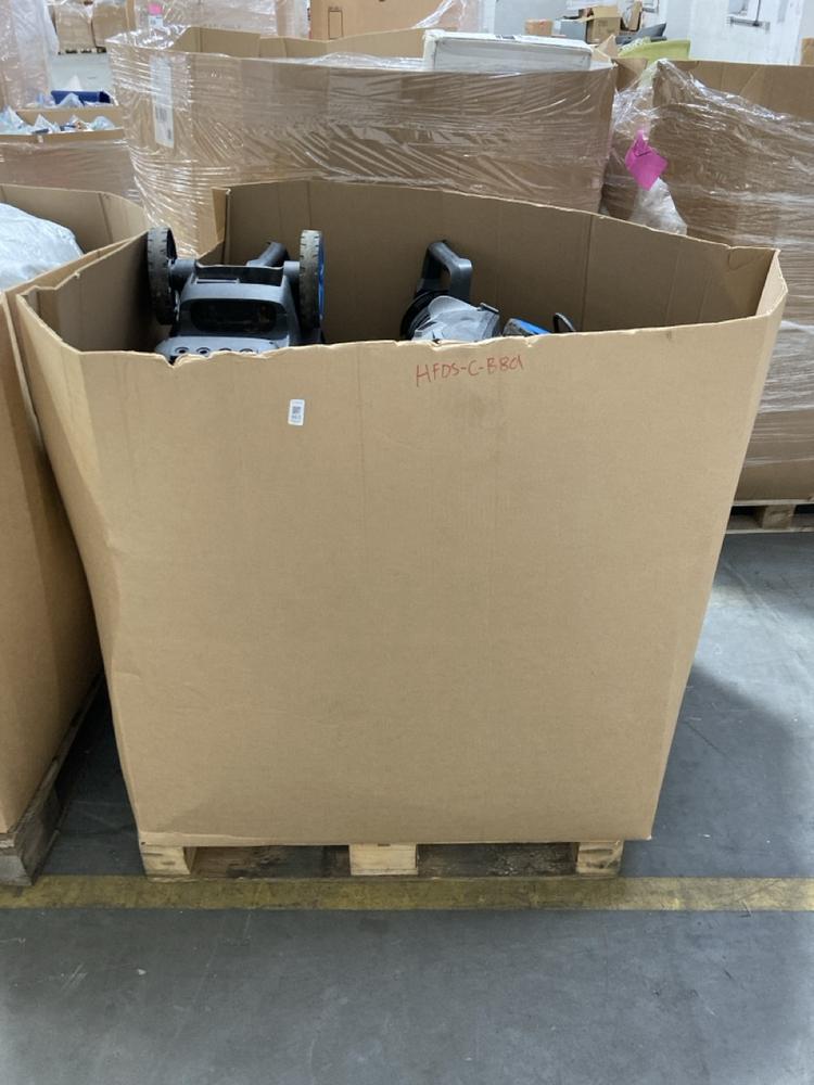 Lot 963  
            Chesterfield SR38 - Collection or Optional Delivery Available 

                
PALLET OF ASSORTED ITEMS TO INCLUDE PW550 PRESSURE WASHER (LOCATION: SR37)