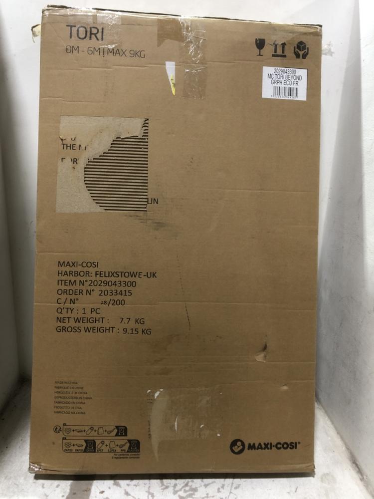 Lot 1009  
            Chesterfield SR45 - Parcel Delivery Only 

                
MAXI.COSI TORI TRAVEL COT 0M -6M MAX 9KG (LOCATION: D8)