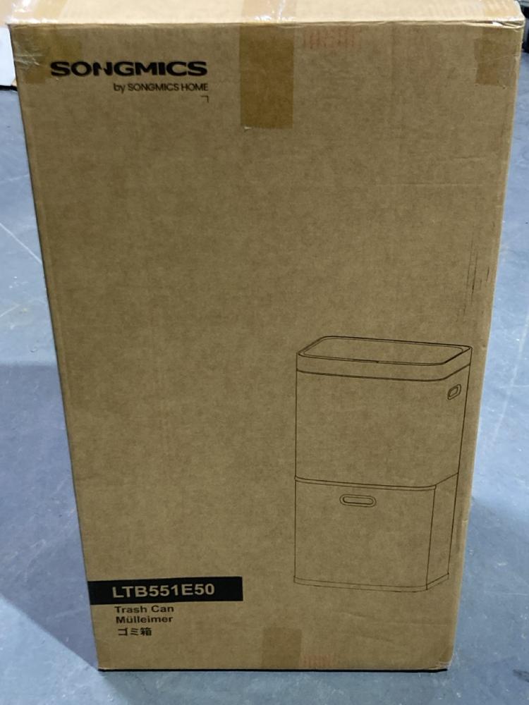 Lot 1074  
            Chesterfield SR45 - Parcel Delivery Only 

                
SONGMICS LTB551E50 TRASH CAN (LOCATION: C1)