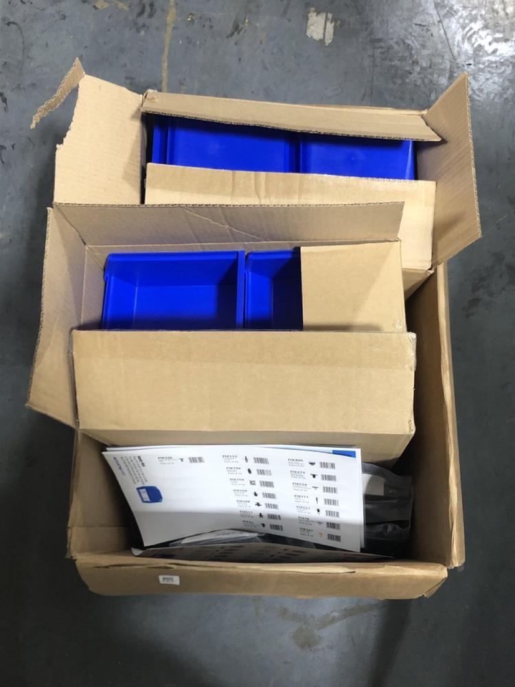 Lot 107  
            Chesterfield SR45 - Parcel Delivery Only 

                
MKIT2 TRIM CLIPS INCLUDED STORAGE BOXS (LOCATION: F1)