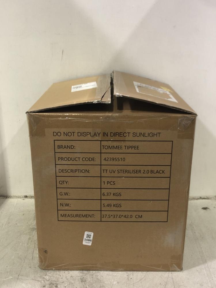 Lot 1086  
            Chesterfield SR45 - Parcel Delivery Only 

                
TOMMEE TIPPEE TT UV STERILISER 2.0 BLACK (LOCATION: C2)