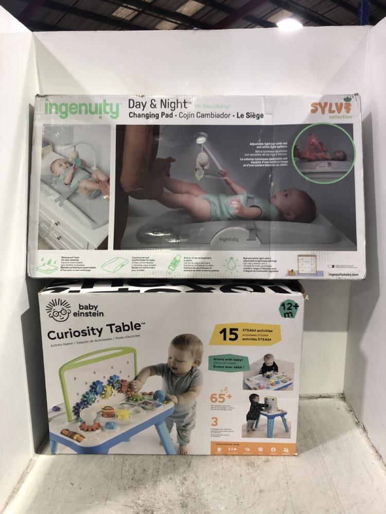 Lot 1098  
            Chesterfield SR45 - Parcel Delivery Only 

                
BABY EINSTEIN CURIOSITY TABLE TO INCLUDE INGENUITY DAY AND NIGHT CHANGING PAD (LO...