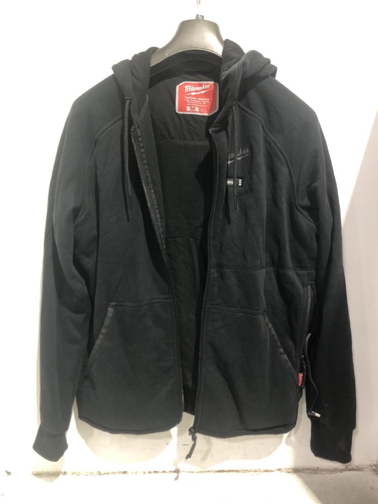Lot 10  
            Chesterfield SR45 - Parcel Delivery Only 

                
MILWAUKEE BLACK HEATED HOODIE UK SIZE M ORIGINAL RRP £129 (LOCATION: B1)