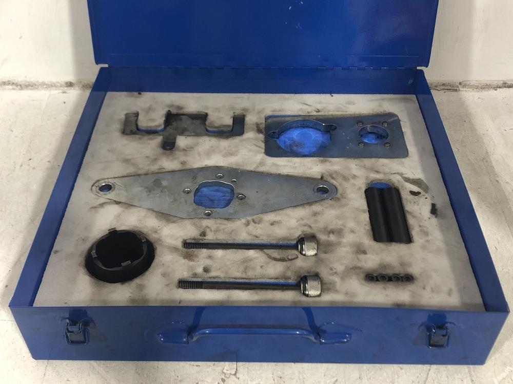 Lot 115  
            Chesterfield SR45 - Parcel Delivery Only 

                
LASER TIMING KIT JLR 2.0 DIESEL AJ200 (LOCATION: F2)