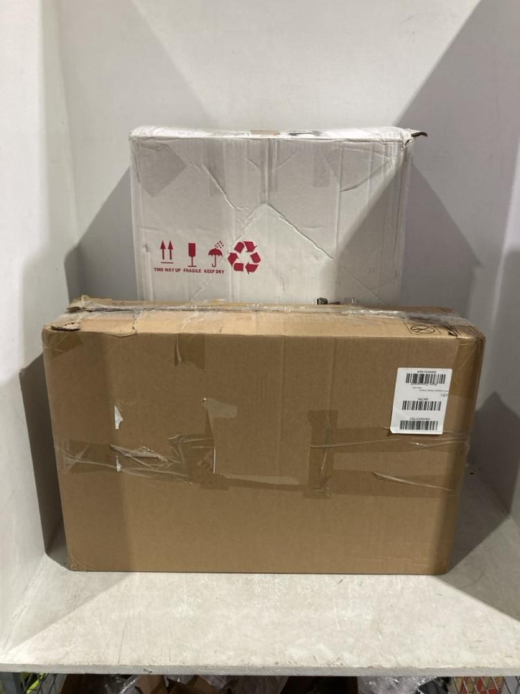 Lot 1175  
            Chesterfield SR45 - Parcel Delivery Only 

                
ACRYLIC STANDING REINDEER OUTDOOR LIGHT TOP INCLUDE PRE LIT EMPEROR FLOCKED GARTL...