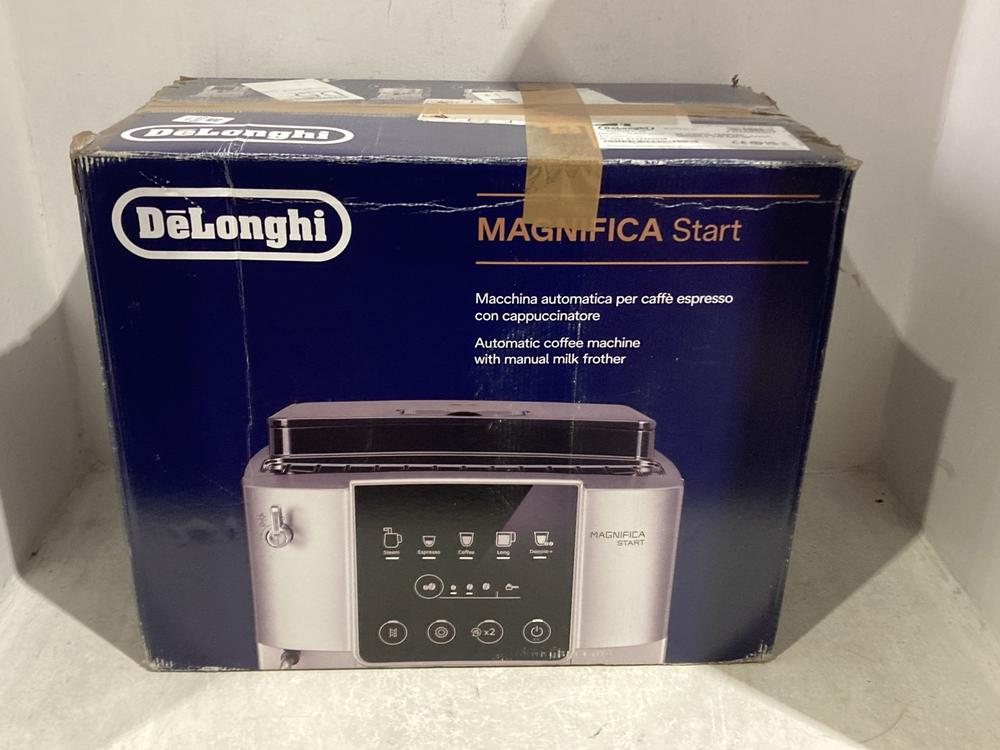 Lot 1176  
            Chesterfield SR45 - Parcel Delivery Only 

                
DELONGHI MAGNIFICA START ORIGINAL RRP £279 (LOCATION: C6)