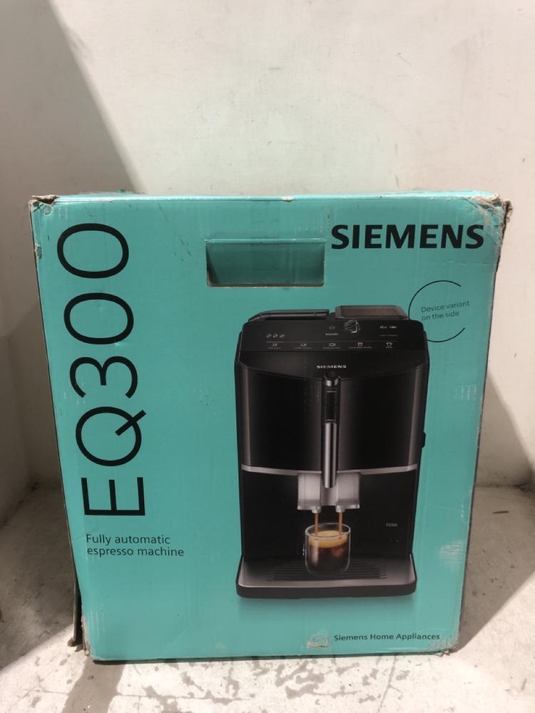 Lot 1187  
            Chesterfield SR45 - Parcel Delivery Only 

                
SIEMENS EQ300 COFFEE MACHINE (LOCATION: C7)