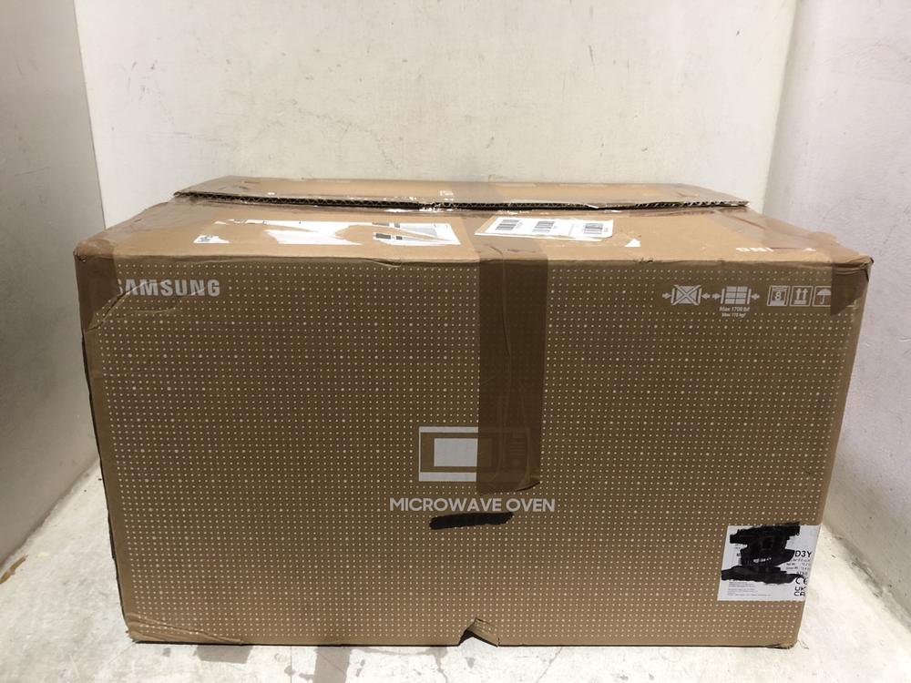 Lot 1193  
            Chesterfield SR45 - Parcel Delivery Only 

                
SAMSUNG MICROWAVE OVEN MS23K3513AK/EU (LOCATION: C7)