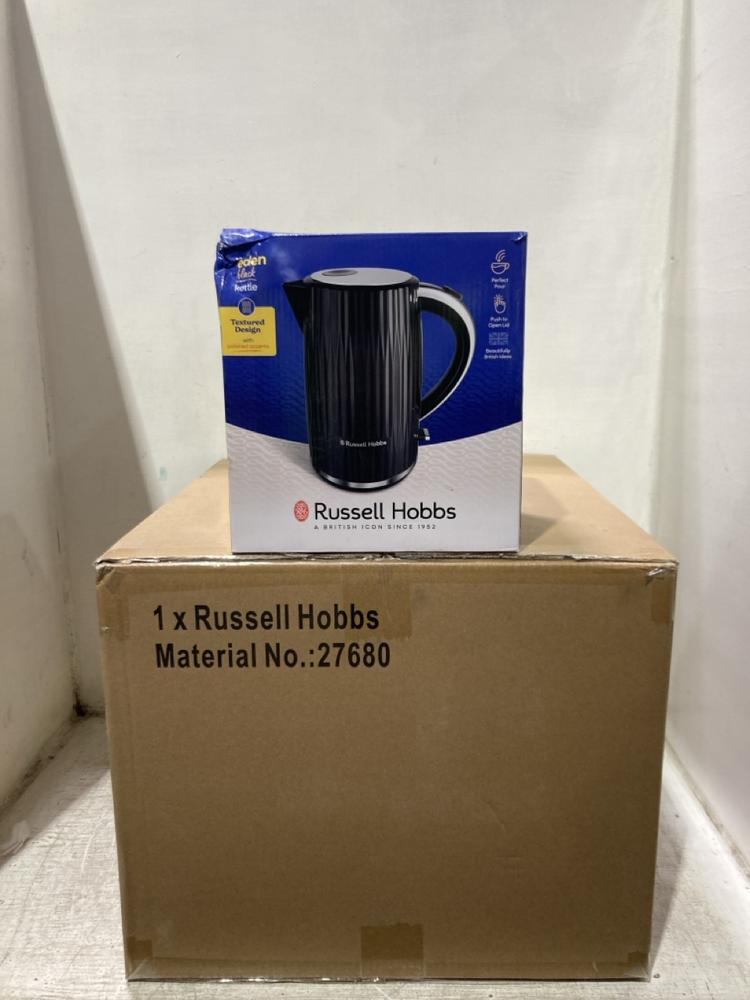 Lot 1266  
            Chesterfield SR45 - Parcel Delivery Only 

                
RUSSELL HOBBS SATISFRY AIR 9L DUAL BASKET AIR FRYER TO INCLUDE RUSSELL HOBBS EDEN...