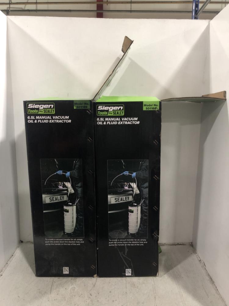 Lot 129  
            Chesterfield SR45 - Parcel Delivery Only 

                
2X SEALEY SIEGEN 6.5L MANUAL VACUUM OIL & FLUID EXTRACTOR (LOCATION: F2)