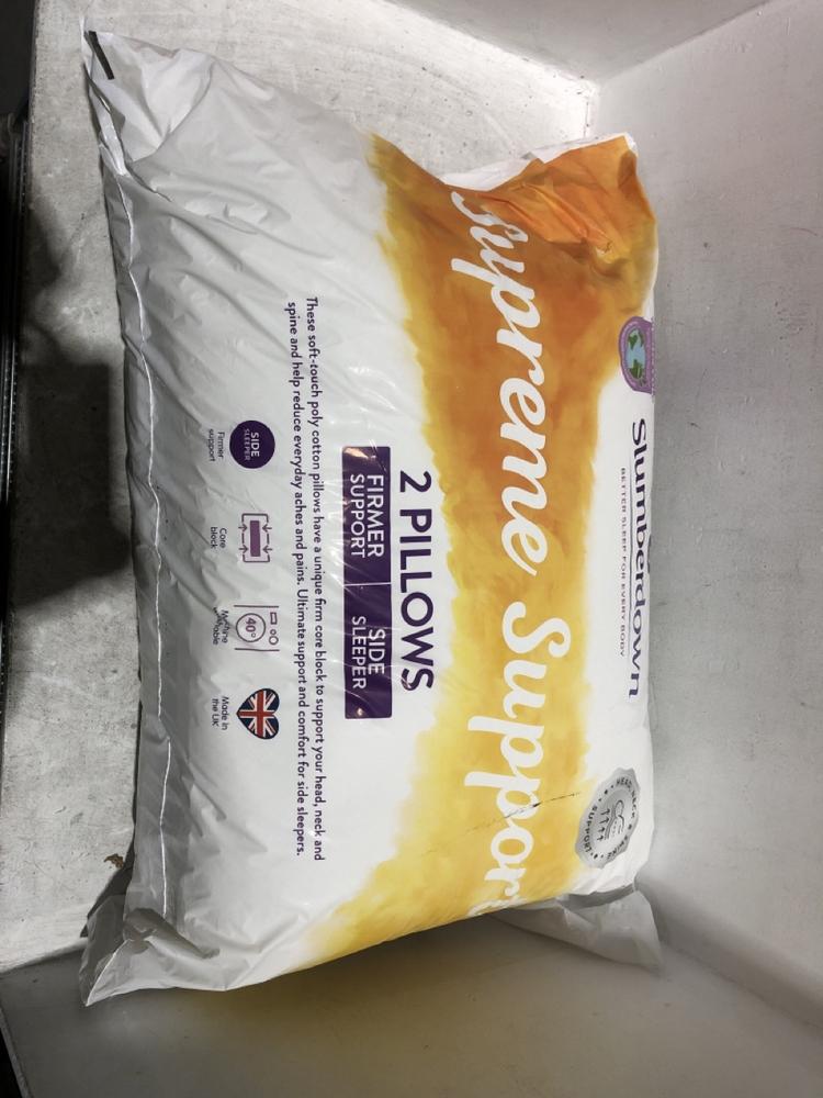 Lot 1323  
            Chesterfield SR45 - Parcel Delivery Only 

                
5X ASSORTED BEDDING TO INCLUDE SUPREME SUPPORT 2 PILLOWS (LOCATION: B4)