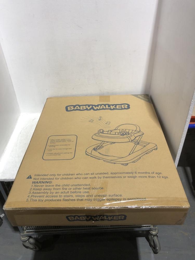 Lot 1324  
            Chesterfield SR45 - Parcel Delivery Only 

                
BABY WALKER W1121UR2 (LOCATION: B4)