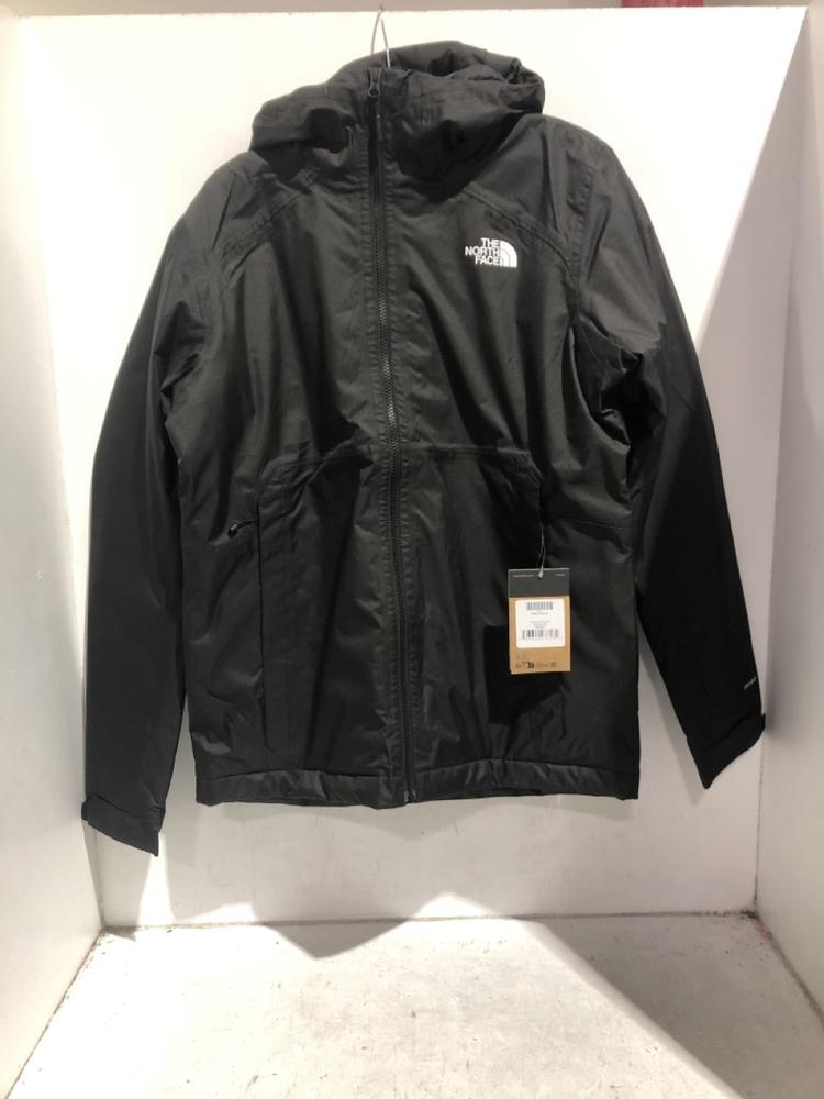Lot 1354  
            Chesterfield SR45 - Parcel Delivery Only 

                
THE NORTH FACE MENS MILLERTON INSULATED JACKET IN BLACK SIZE M ORIGINAL RRP £170 ...