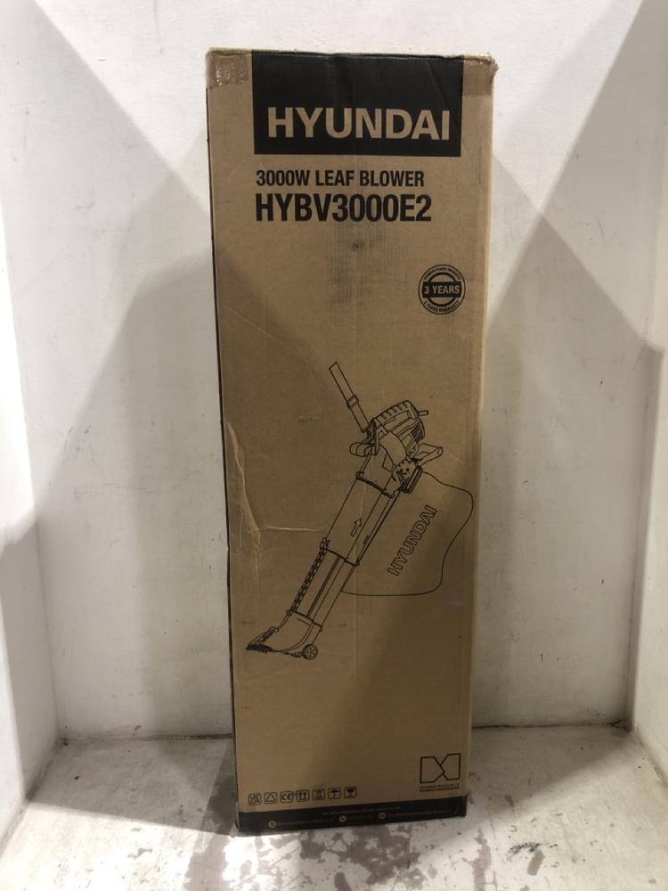 Lot 1538  
            Chesterfield SR45 - Parcel Delivery Only 

                
HYUNDAI 3 IN 1 LEAF BLOWER - MODEL NO. HYBV3000E2 (LOCATION: B9)