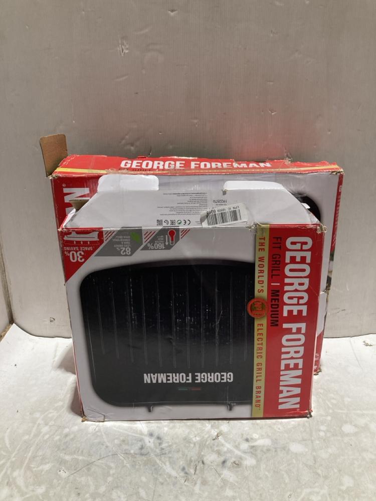 Lot 1580  
            Chesterfield SR45 - Parcel Delivery Only 

                
GEORGE FOREMAN FIT GRILL MEDIUM TO INCUDE GEORGE FORMAN FIT GRILL LARGE (LOCATION...