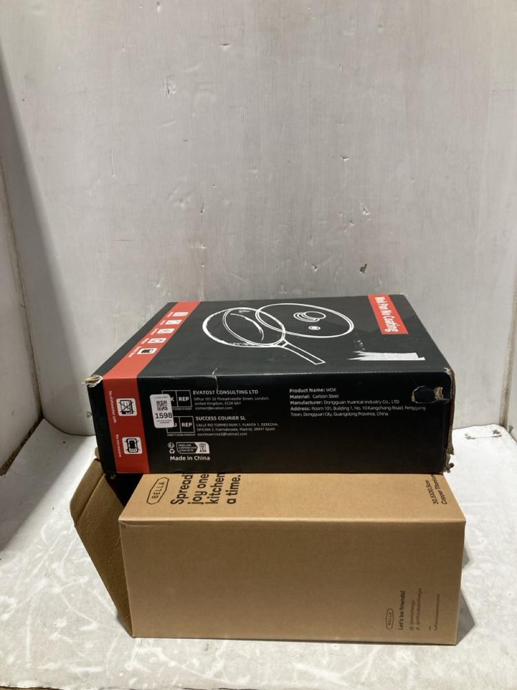 Lot 1598  
            Chesterfield SR45 - Parcel Delivery Only 

                
WOK PAN NO COATING TO INCLUDE BELLA COPPER TITANIUM ELECTRIC SKILLET (LOCATION: A4)