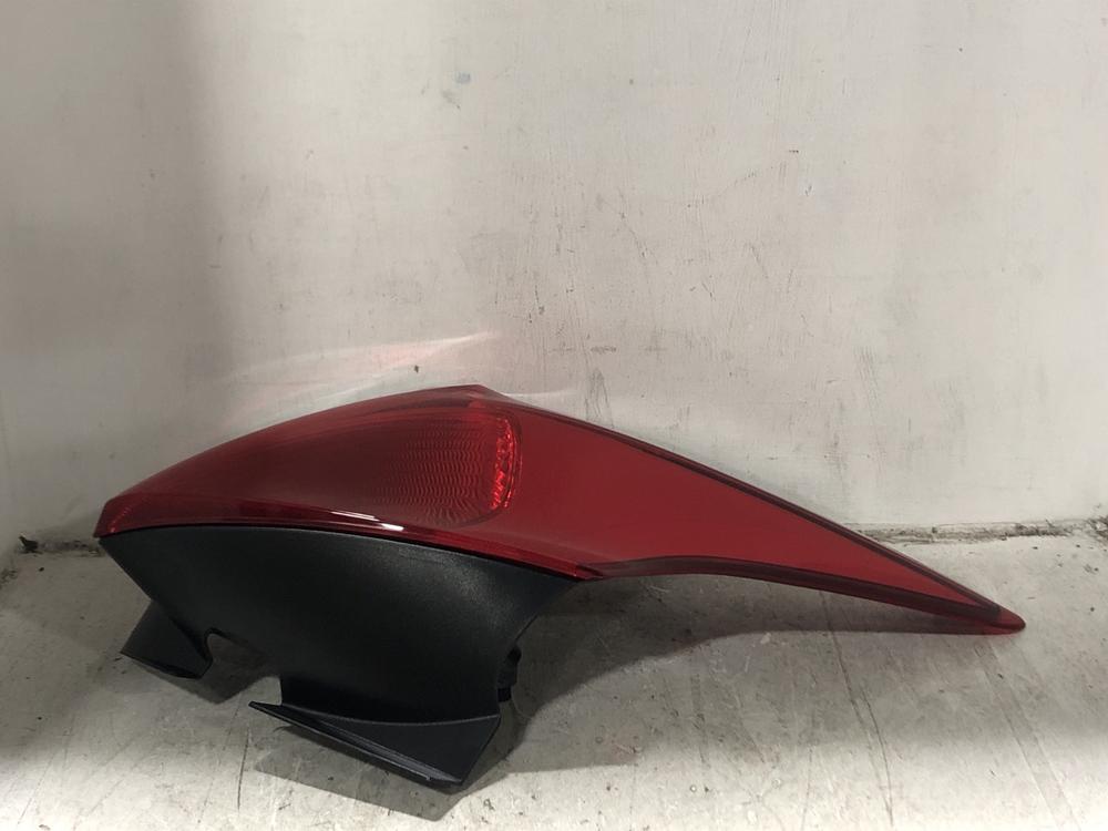 Lot 161  
            Chesterfield SR45 - Parcel Delivery Only 

                
FORD FOCUS III REARLAMP LEFT 20 211 01161 (LOCATION: F3)