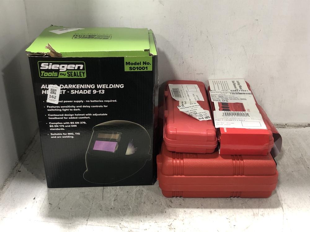 Lot 162  
            Chesterfield SR45 - Parcel Delivery Only 

                
4X ASSORTED ITEMS TO INCLUDE SIEGEN TOOLS BY SEALEY AUTO DARKENING WELDING HELMET...