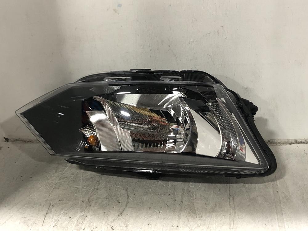 Lot 164  
            Chesterfield SR45 - Parcel Delivery Only 

                
VALEO SKODA FABIA OS HEADLAMP 046607 (LOCATION: F3)